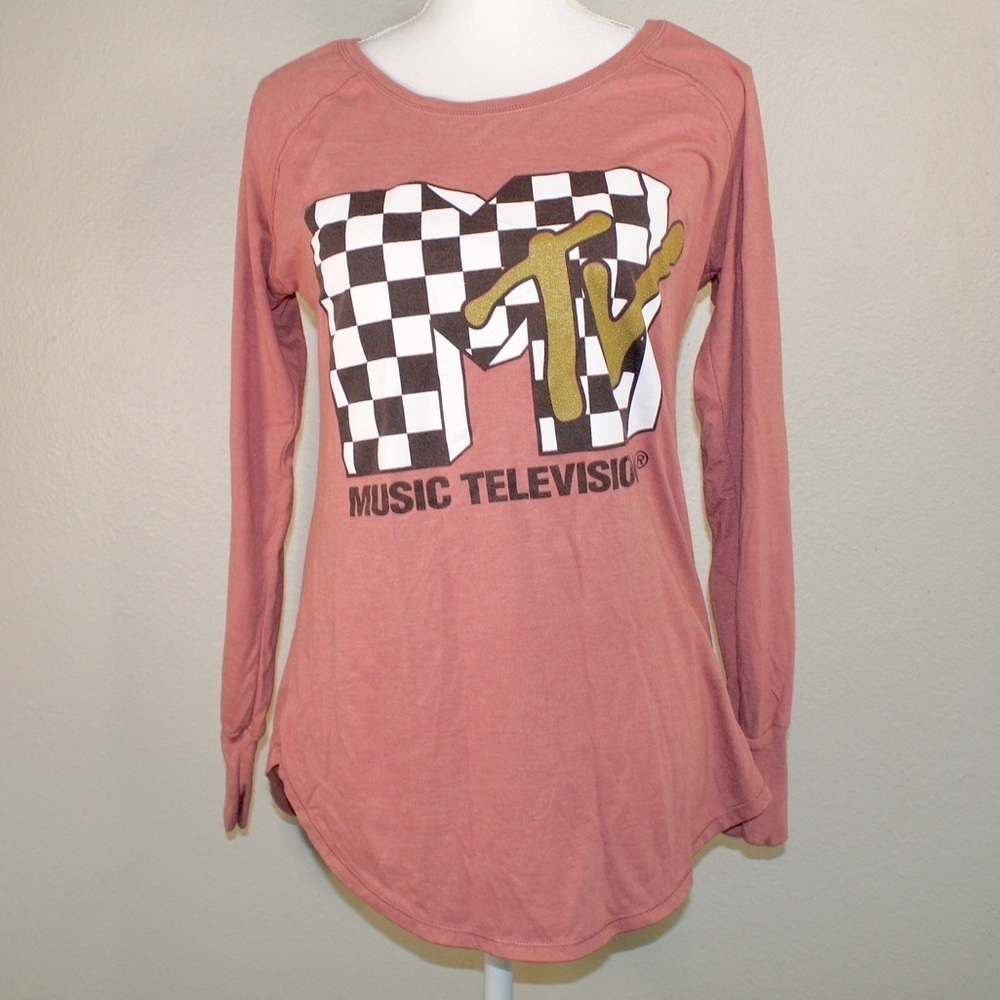District Woman’s MTV Music Television Pink Long Sleeve Shirt - Size Medium